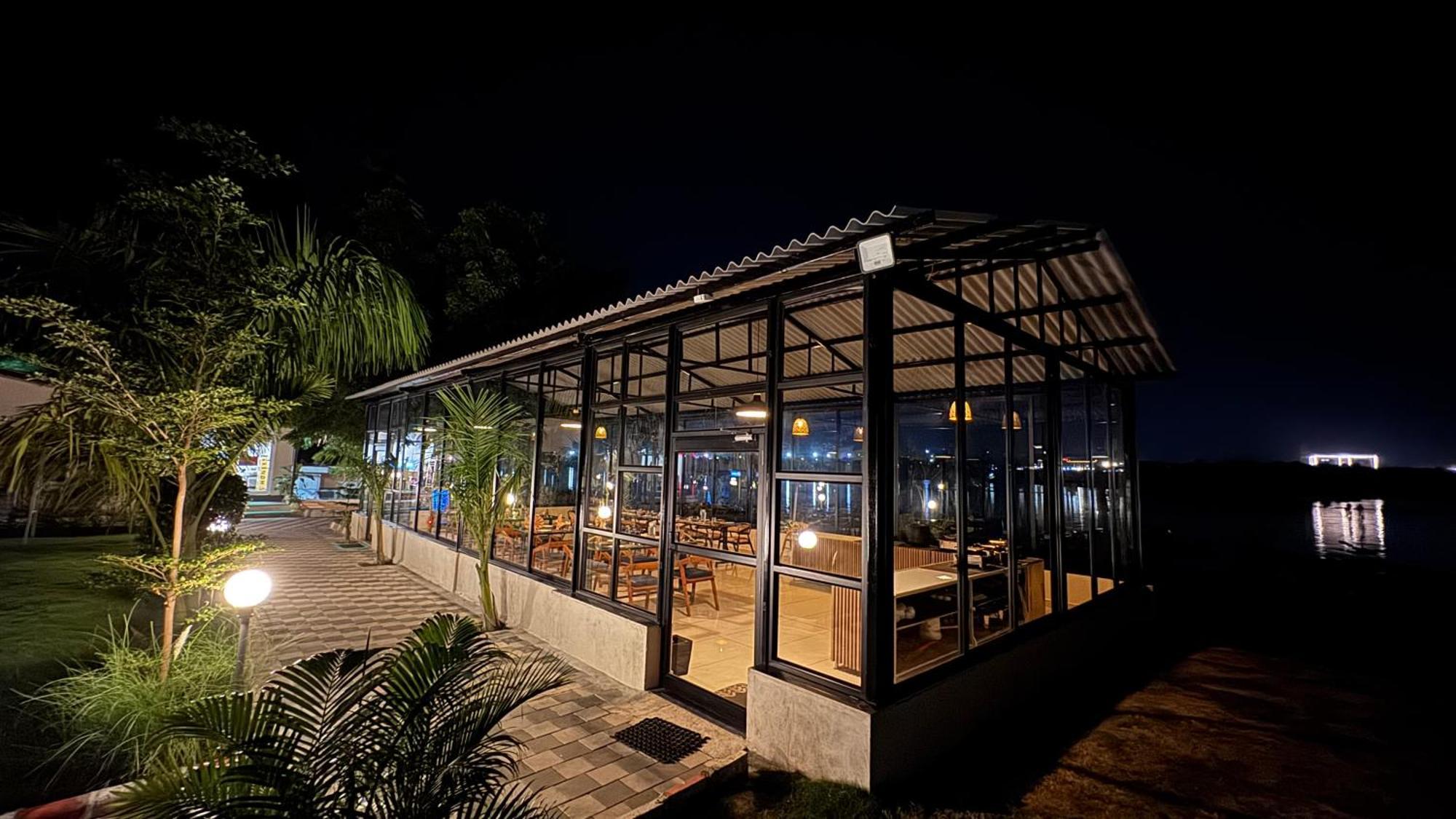 Riverview Tent Resort Kevadia Buitenkant foto