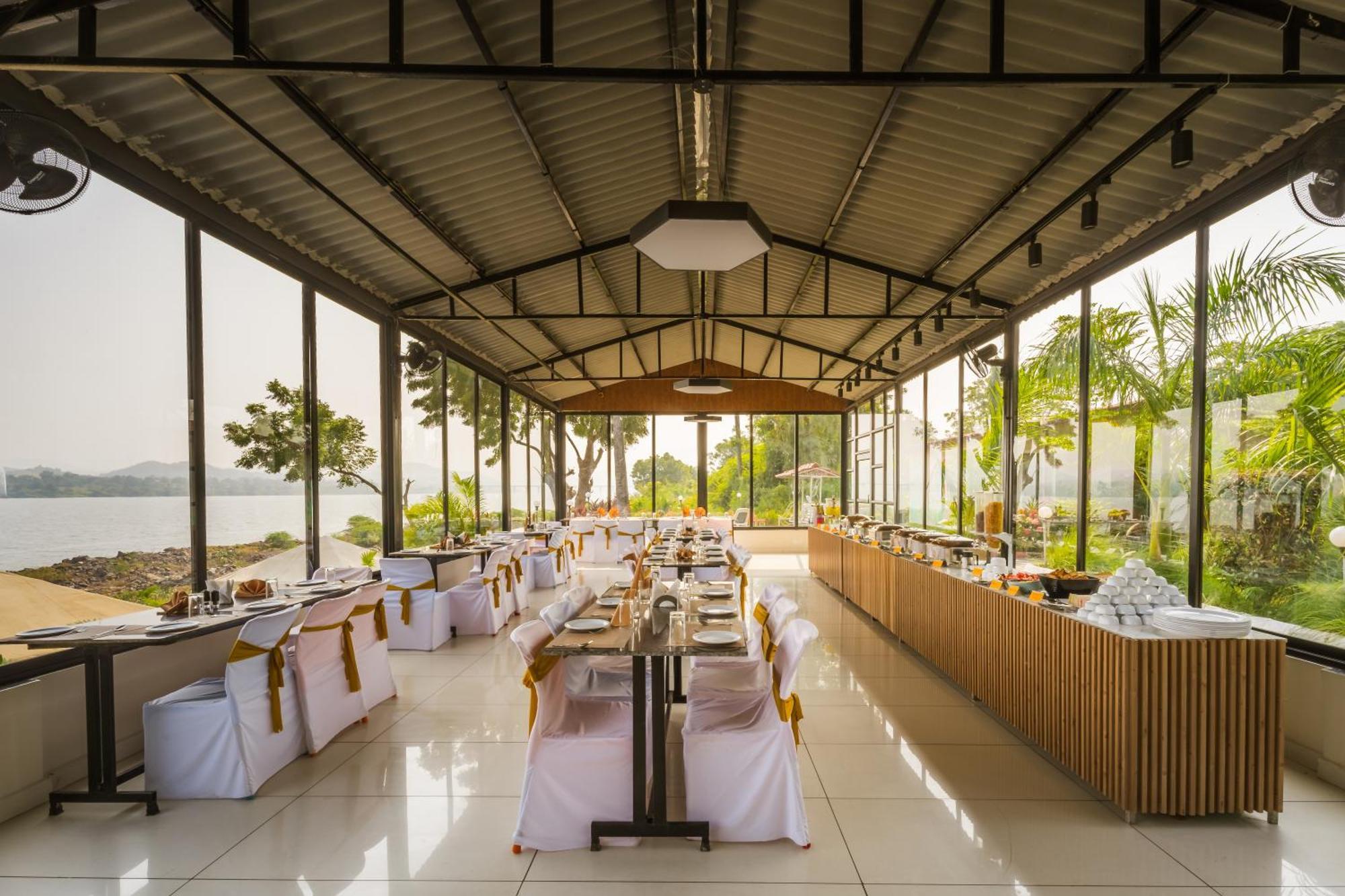 Riverview Tent Resort Kevadia Buitenkant foto