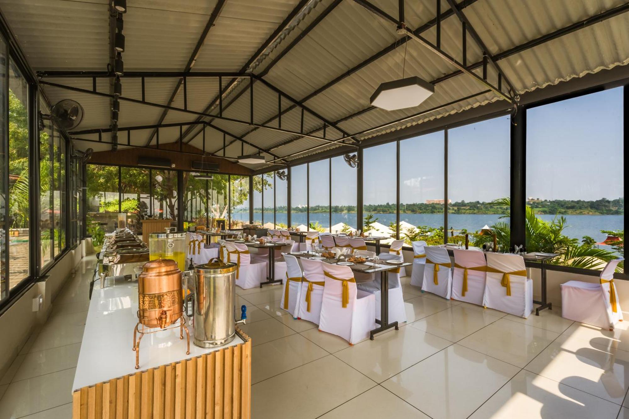 Riverview Tent Resort Kevadia Buitenkant foto