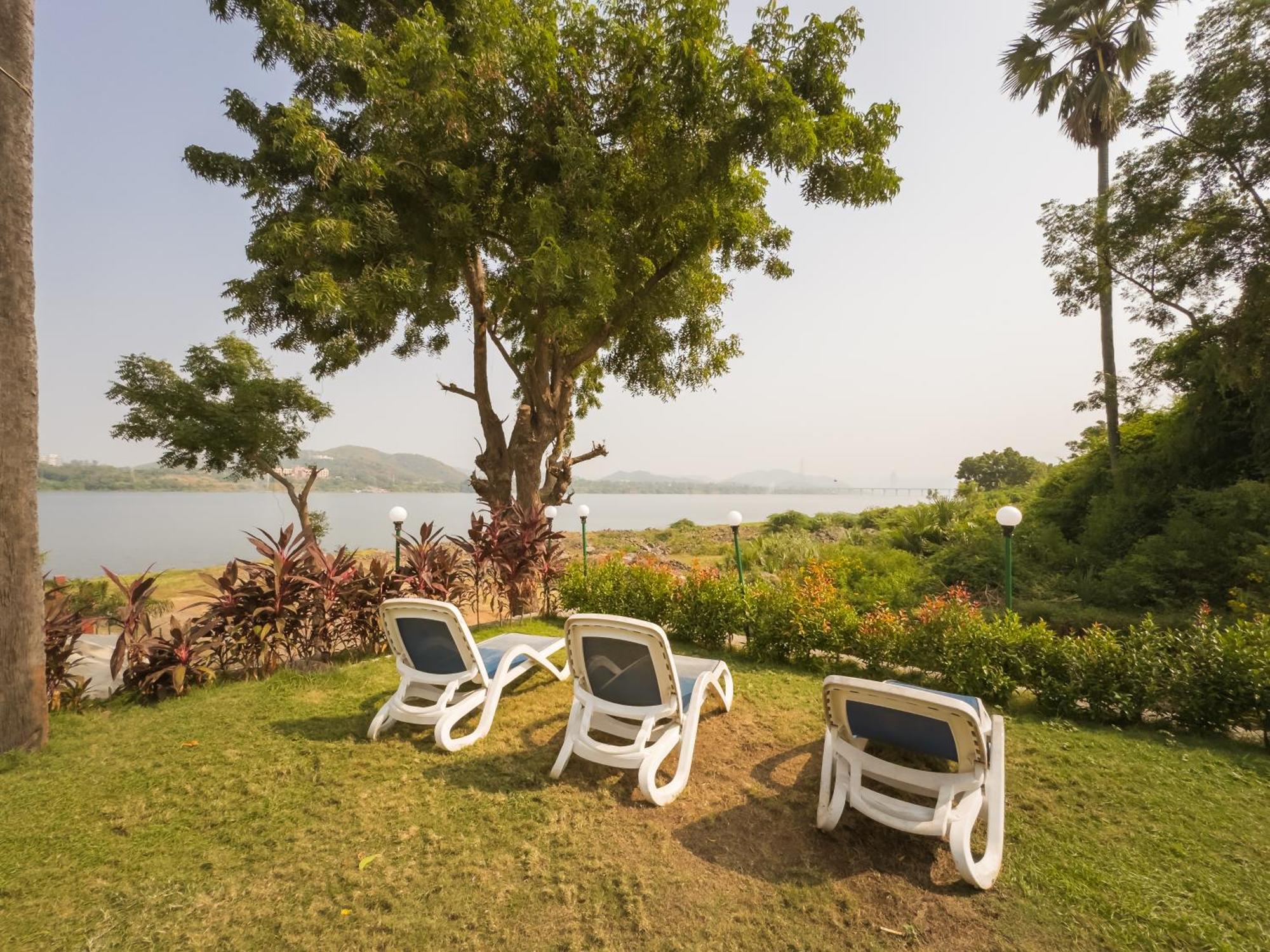 Riverview Tent Resort Kevadia Buitenkant foto